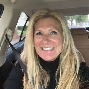 Meet your Posher, Andria